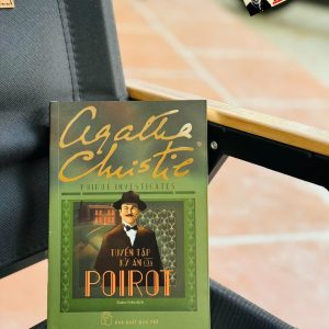 TUYỂN TẬP KỲ ÁN CỦA POIROT 	- Agatha Christie – Nxb Trẻ