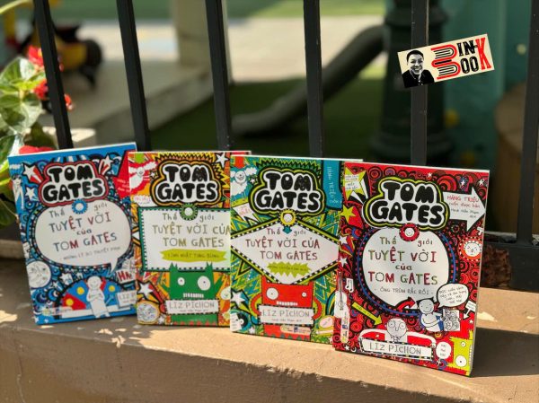 (Bản Tiếng Việt – Bộ 4 cuốn) THẾ GIỚI TUYỆT VỜI CỦA TOM GATES – Liz Pichon – Hà Giang Books