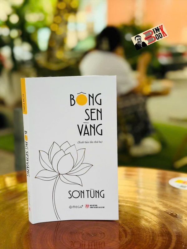 (Xuất Bản Lần Thứ Hai) BÔNG SEN VÀNG - Sơn Tùng - Omega+