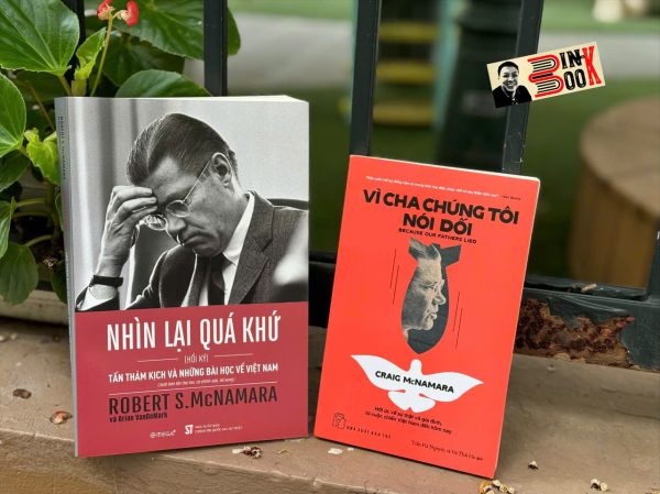 (Combo 2 cuốn) NHÌN LẠI QUÁ KHỨ - Hồi Ký Robert S.McNamara (Omega) – VÌ CHA CHÚNG TÔI NÓI DỐI - Craig McNamara (Nxb Trẻ)