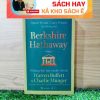 [GIẢI CỨU SÁCH HAY – XẢ KHO CHỐNG Ế 50%] BERKSHIRE HATHAWAY – Những Bài Học Tuyệt Vời Từ Warren Buffett & Charlie Munger Tại Đại Hội Cổ Đông Thường Niên Của Tập Đoàn Trong Suốt 30 Năm - Daniel Pecaut, Corey Wrenn – Bestbooks