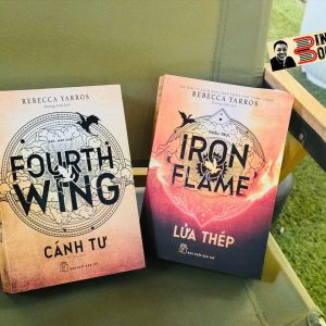 Combo 2 cuốn Rebecca Yarros: CÁNH TƯ; LỬA THÉP - Rebecca Yarros – Hoàng Anh dịch -  NXB Trẻ