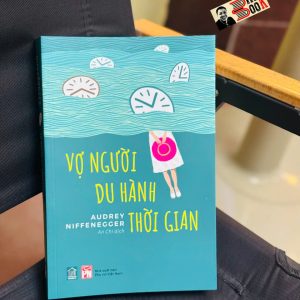 [Tác phẩm đoạt giải British Book ] VỢ NGƯỜI DU HÀNH THỜI GIAN - Audrey Niffenegger - Rainbow Books - NXB Phụ nữ Việt Nam