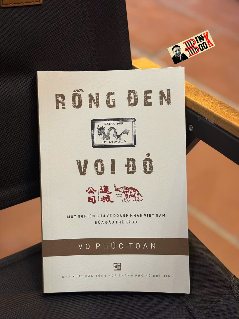 RỒNG ĐEN VOI ĐỎ – Võ Phúc Toàn – NXB Tổng hợp HCM