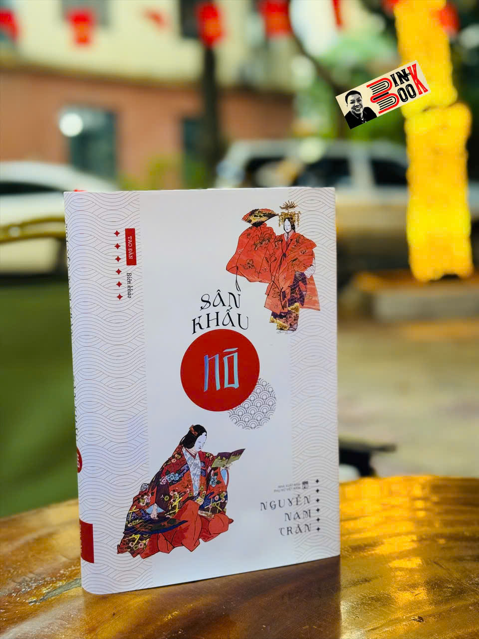 (Bìa cứng) SÂN KHẤU NÔ – Nguyễn Nam Trân – Tao Đàn