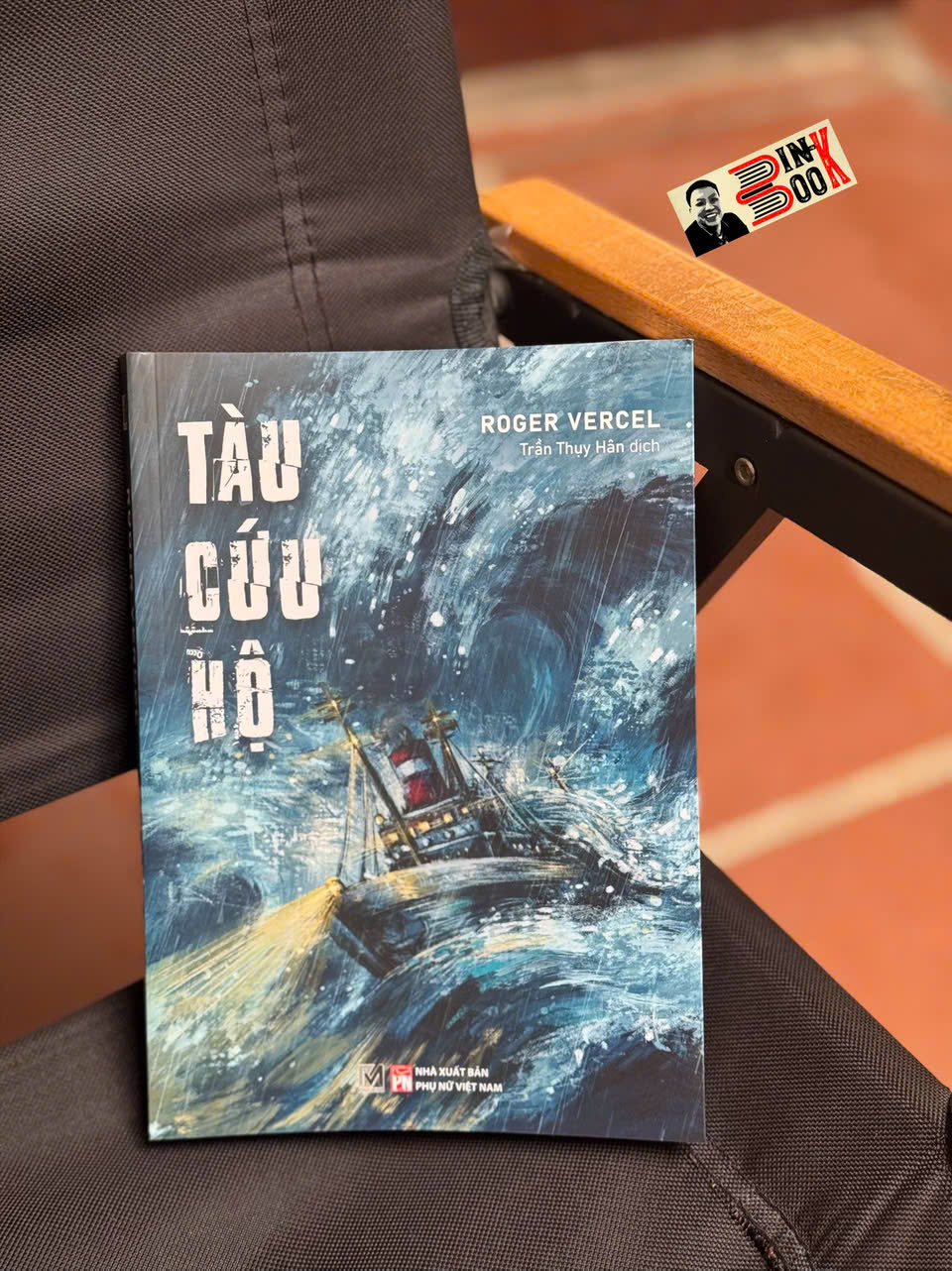 TÀU CỨU HỘ - Roger Vercel – Phúc Minh Books