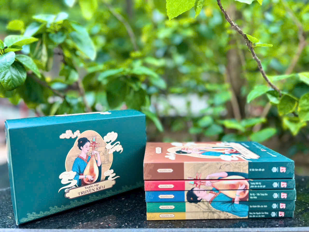 BOXSET TUYỂN TẬP TRUYỆN KIỀU – Nguyễn Du – Sbooks – NXB Chính trị quốc gia sự thật