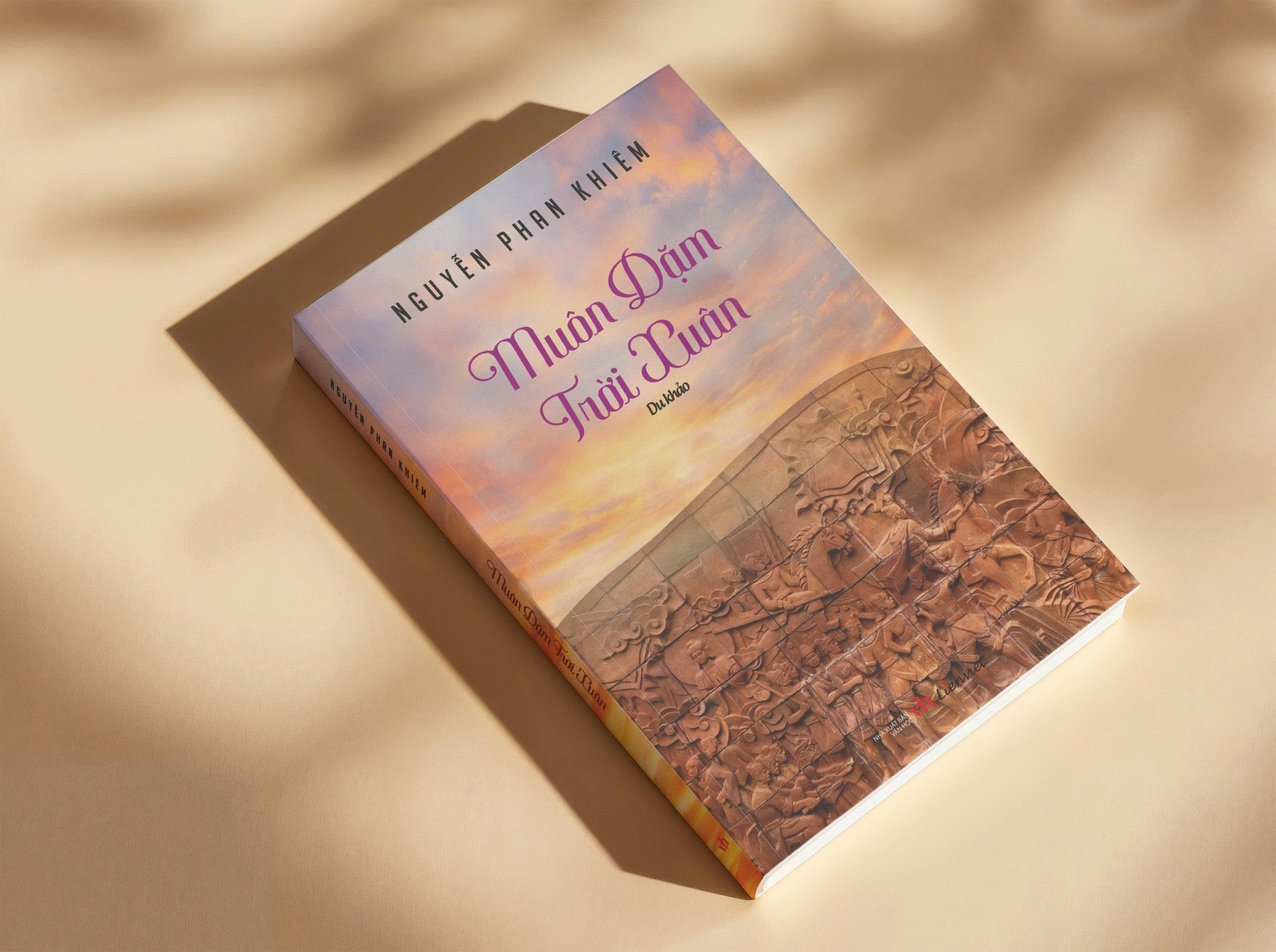 MUÔN DẶM TRỜI XUÂN (Du khảo) - Nguyễn Phan Khiêm – Liên Việt Books