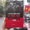 (Bìa cứng) CÁC CUỘC THƯƠNG LƯỢNG GIỮA LÊ ĐỨC THỌ & KISSINGER TẠI PARIS – Lưu Văn Lợi, Nguyễn Anh Vũ – NXB CTQGST – Omega