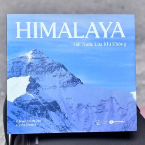 HIMALAYA: ĐẤT NƯỚC LỬA KHÍ KHÔNG – Nguyễn Mạnh Duy (Pema Tenzin)  – NXB Thế Giới – Thái Hà